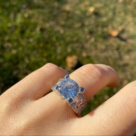 New Gorgeous 925 Silver Ring - Picture 5 of 11